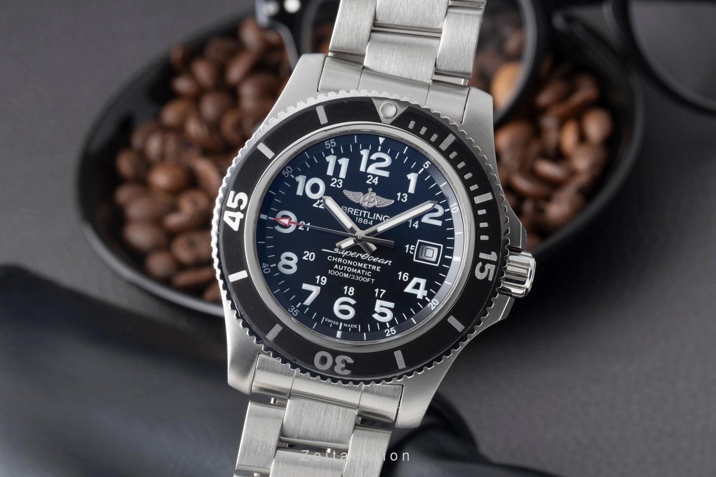 Breitling Superocean II 44 Black Automatik Stahl