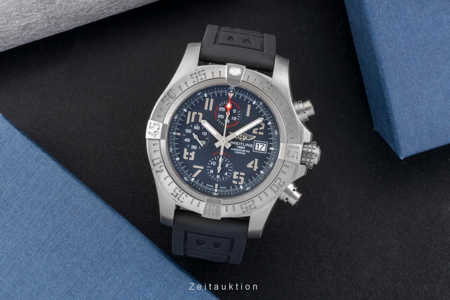 Breitling Avenger Bandit Chronograph Titan Automatik