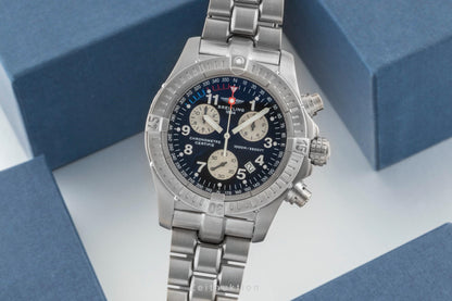 Breitling Avenger M1 Chronograph Titan Herrenuhr