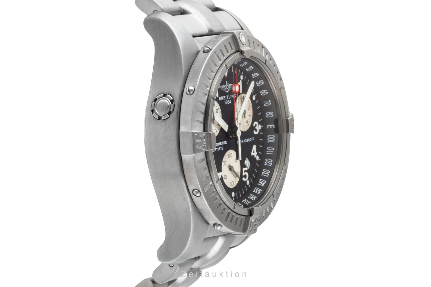 Breitling Avenger M1 Chronograph Titan Herrenuhr