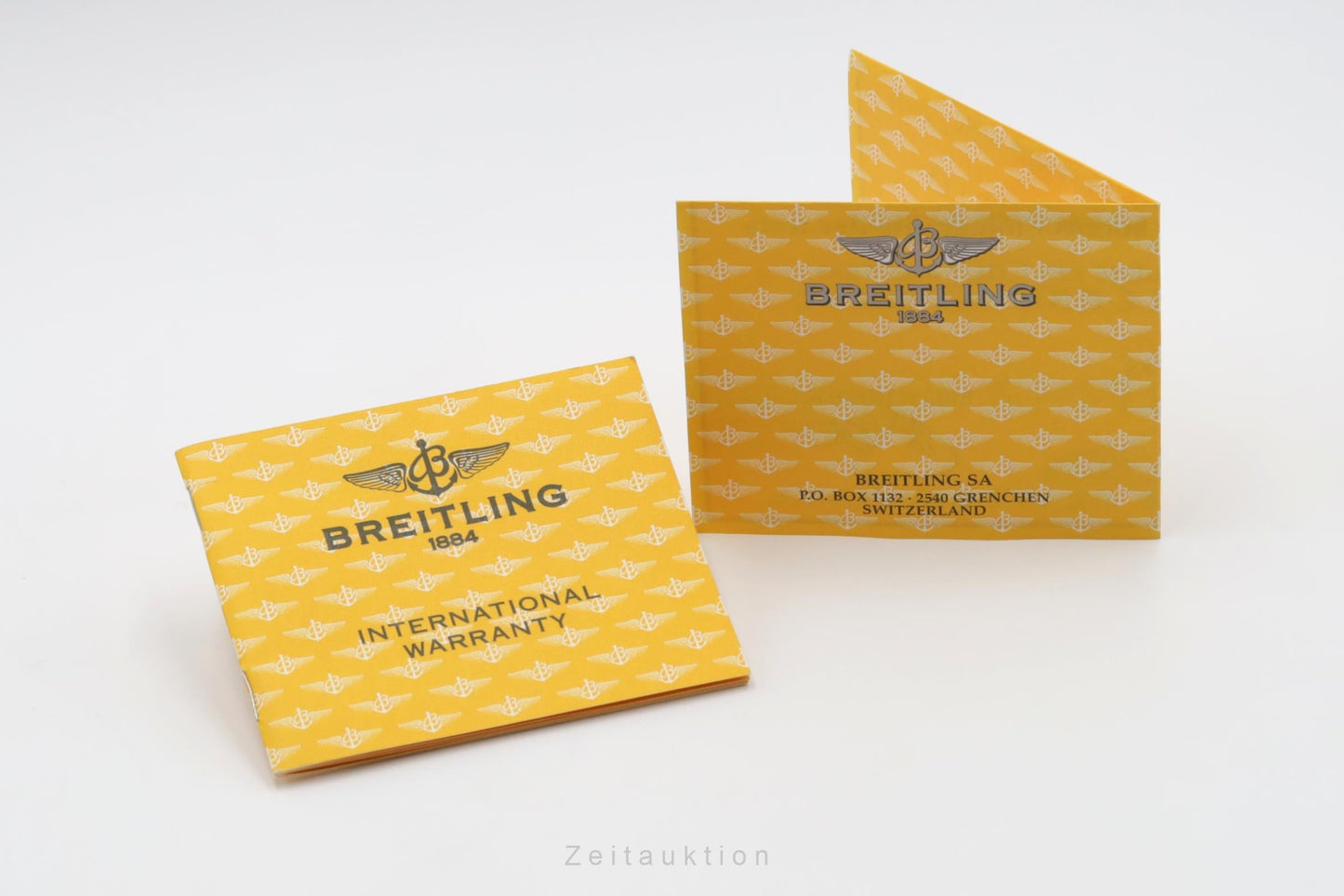 Breitling Avenger M1 Chronograph Titan Herrenuhr