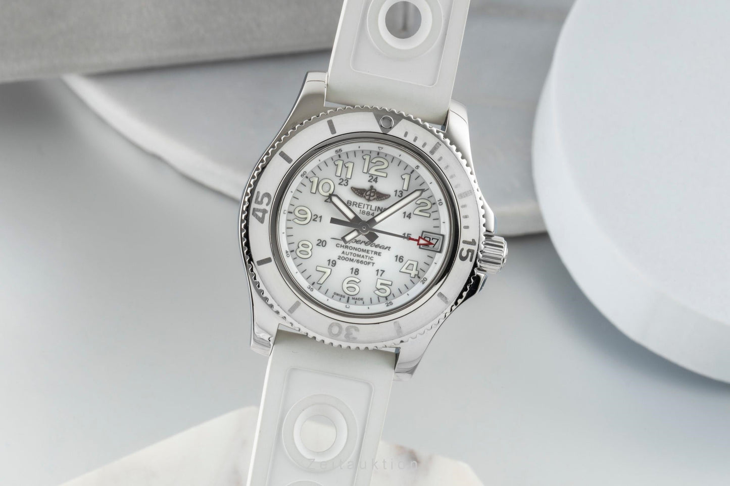 Breitling Superocean II 36 White Automatik Medium