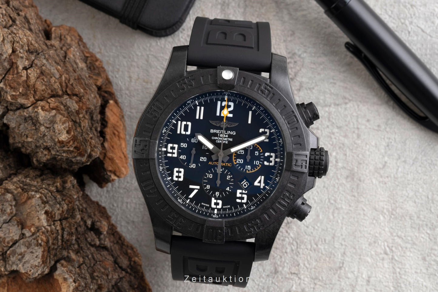 Breitling Avenger Hurricane Chronograph Automatik