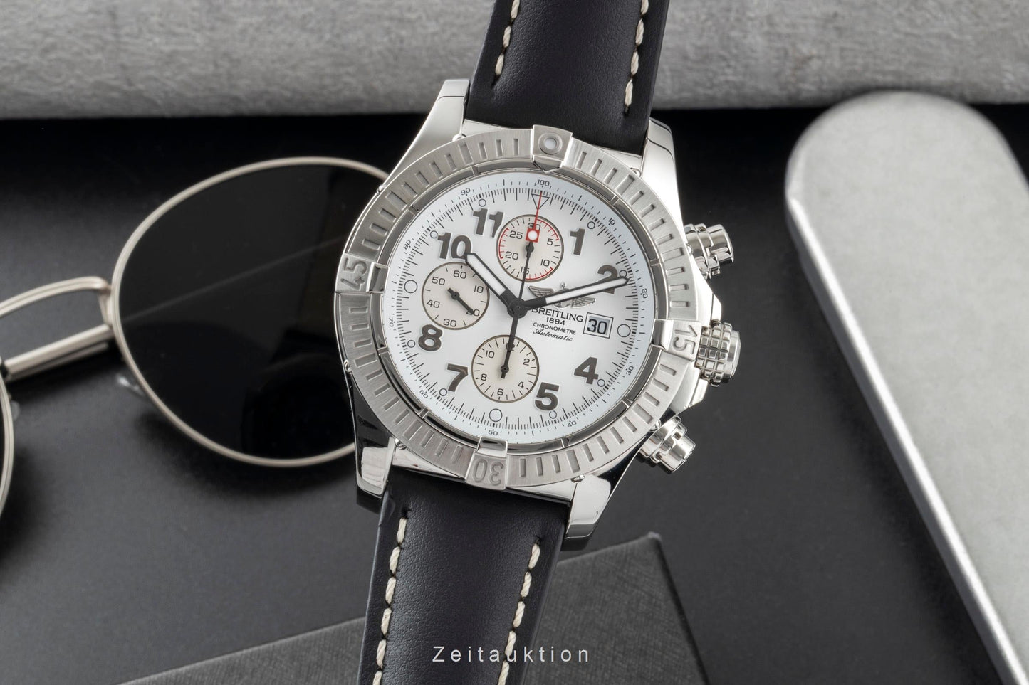 Breitling Super Avenger Chronograph Edelstahl Automatik