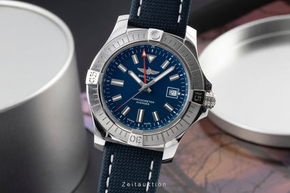 Breitling Avenger GMT 45 Automatik Stahl