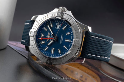 Breitling Avenger GMT 45 Automatik Stahl
