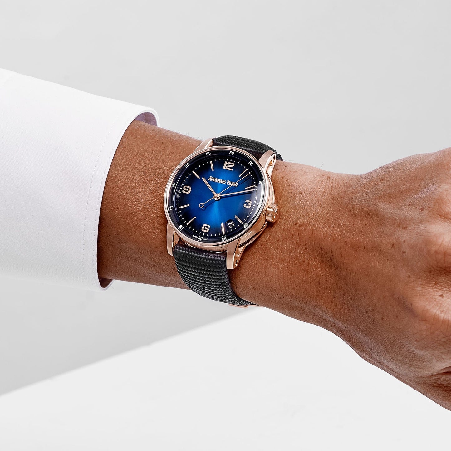 Audemars Piguet Code 11.59 15210OR.OO.A028CR.01 Rose Gold Smoked Lacquered Blue Dial