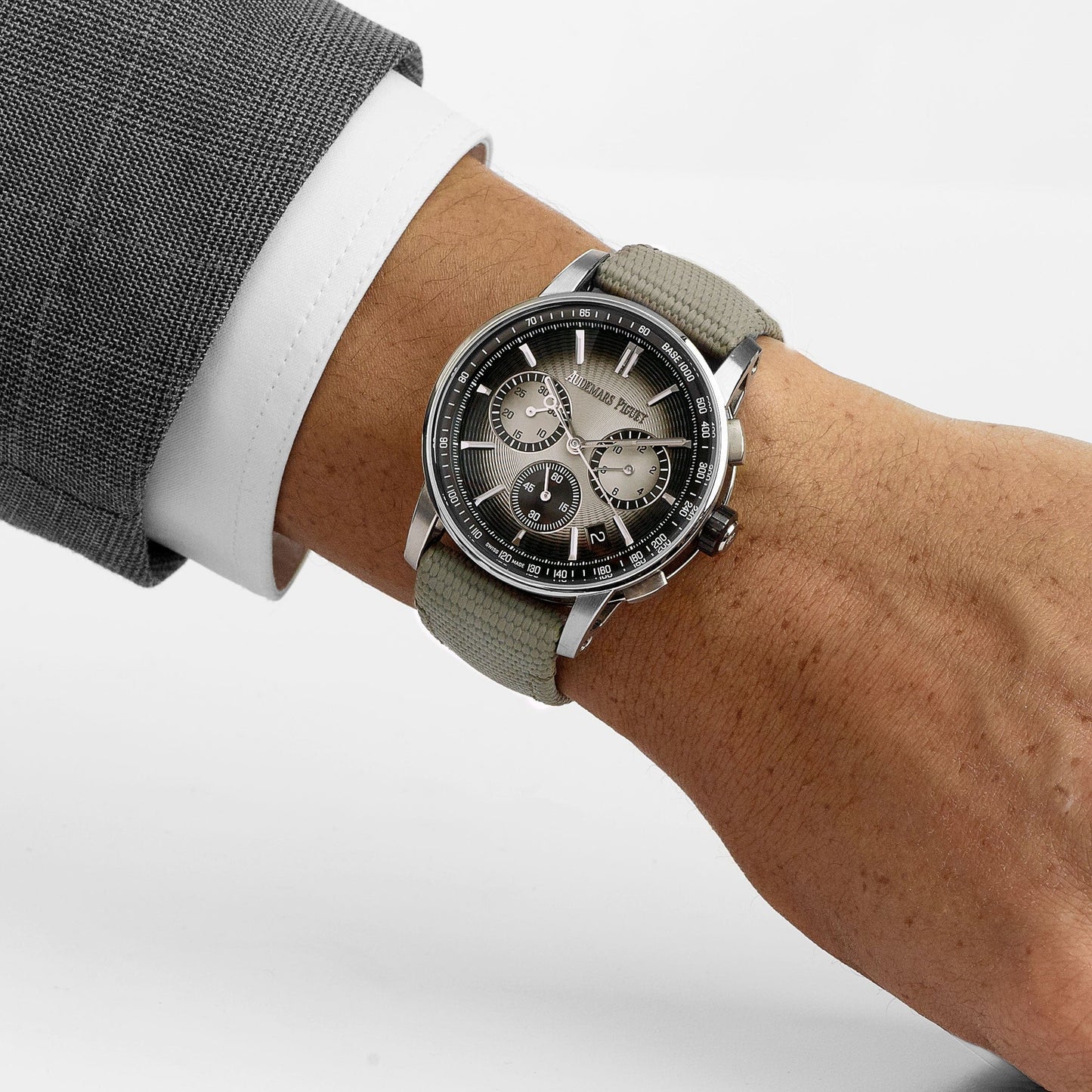 Audemars Piguet Code 11.59 Chronograph 26393QT.OO.A064KB.01 Stainless Steel Black Ceramic Beige Dial (2024)