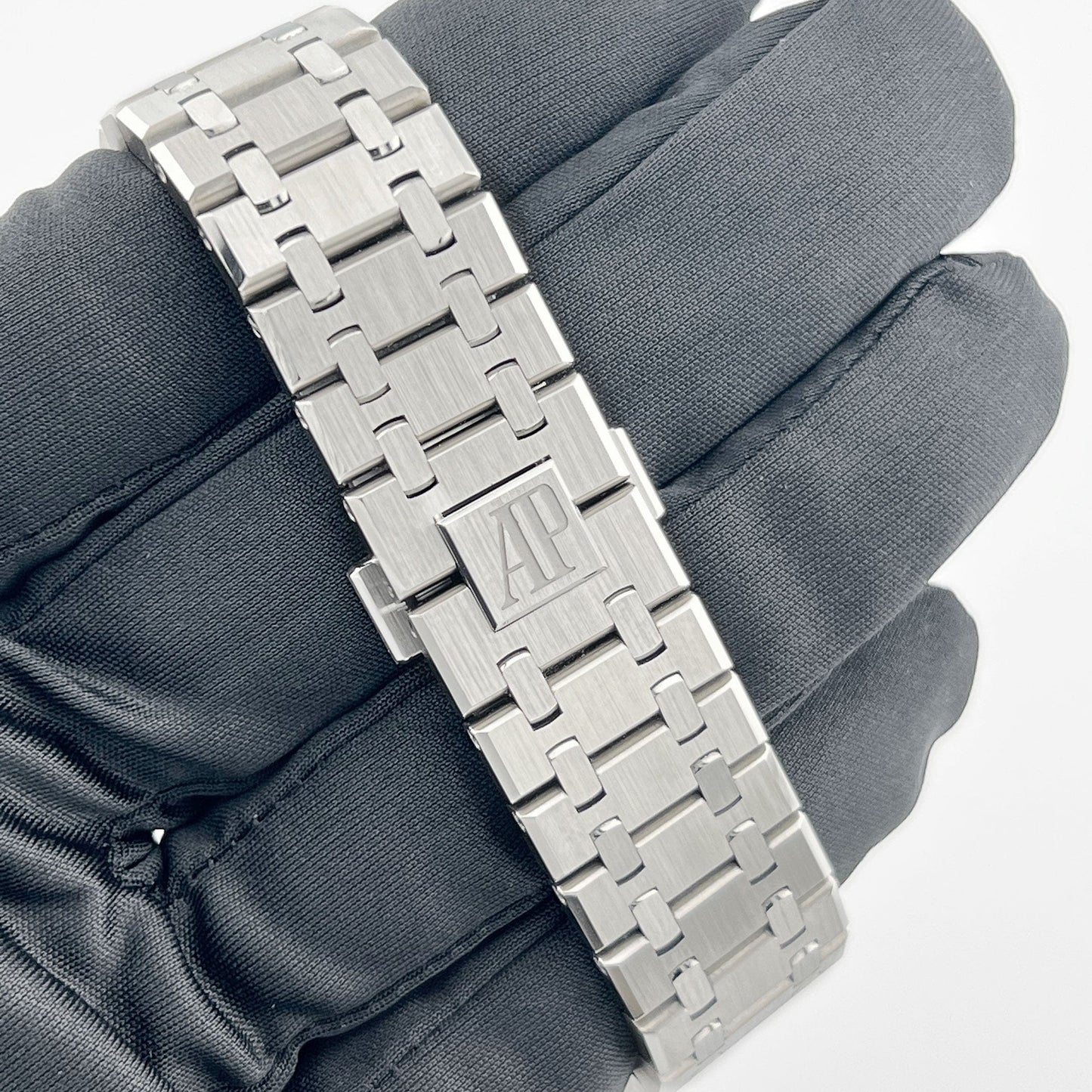 Audemars Piguet Royal Oak 15407ST.OO.1220ST.01 Double Balance Wheel Stainless Steel Openworked Dial (2024)